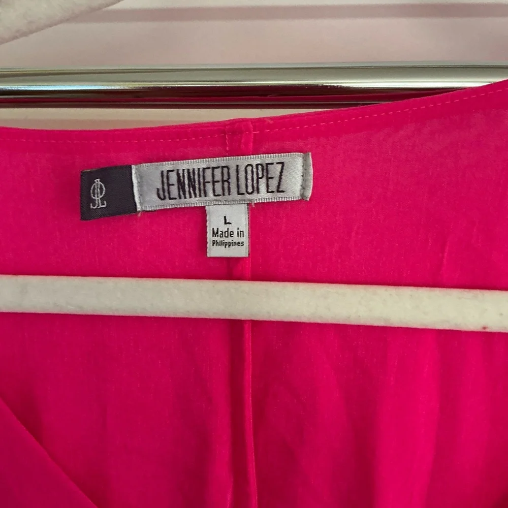 Jennifer Lopez Women's Pink Top - Picture 3 of 4